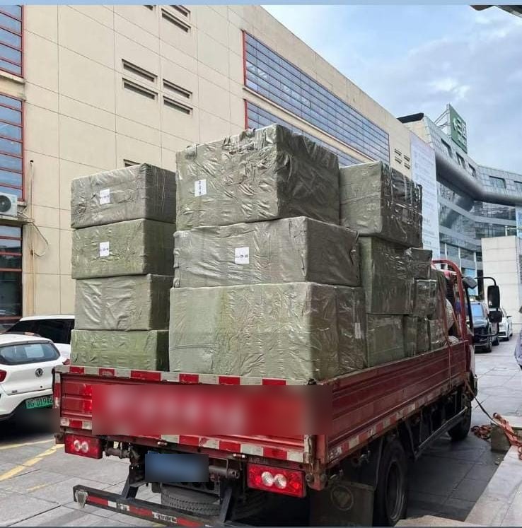 Carga LCL saindo da fábrica na China