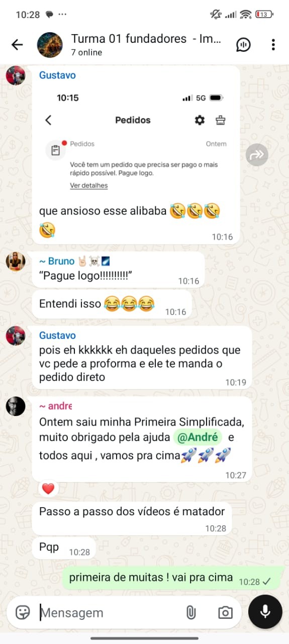 Aluno comemorando no grupo a primeira importação simplificada concluída